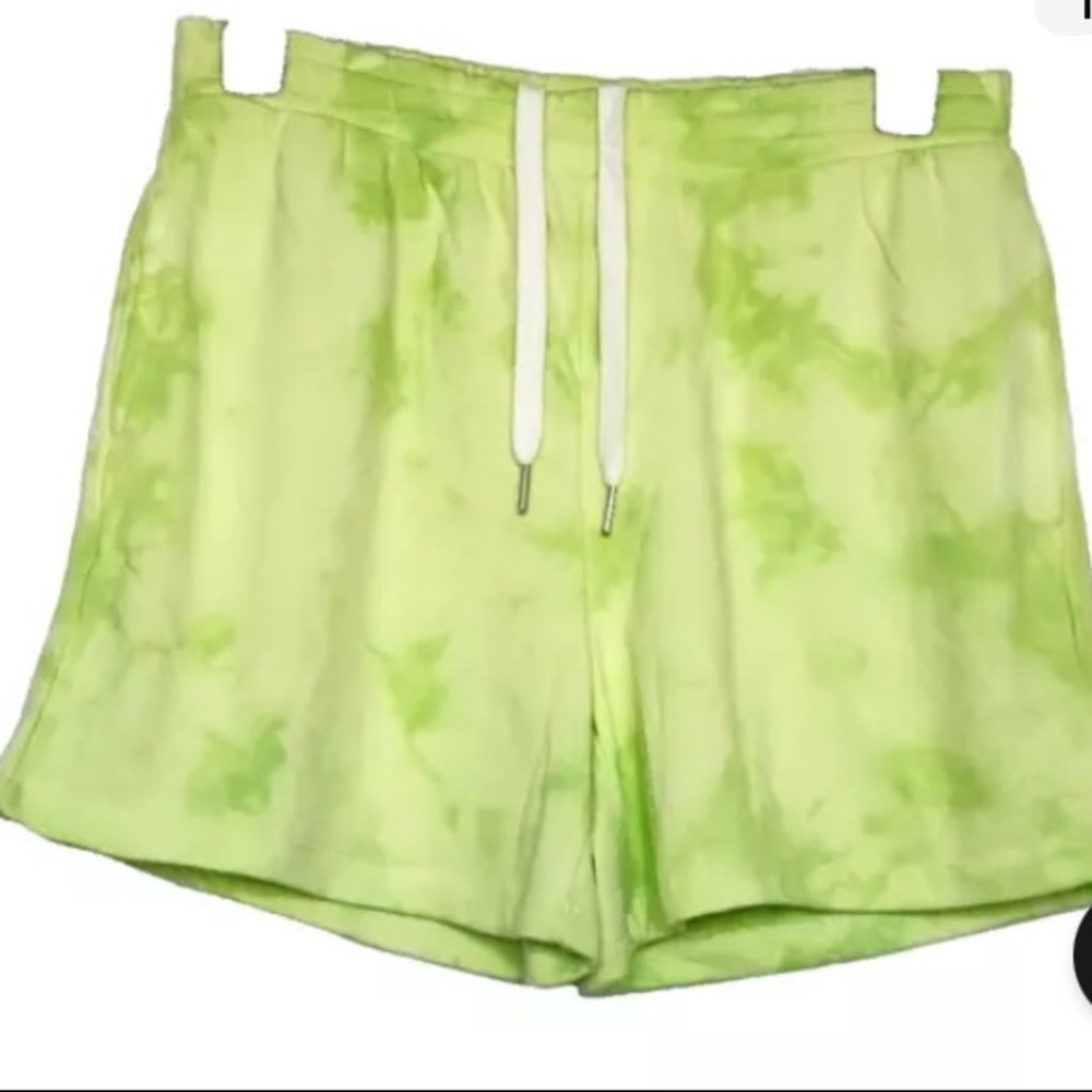 Member’s Mark woman’s green tie dye lounge shorts size M & XXL 2 for $20
